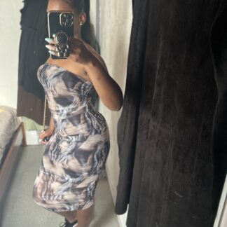 Robe drapé noir